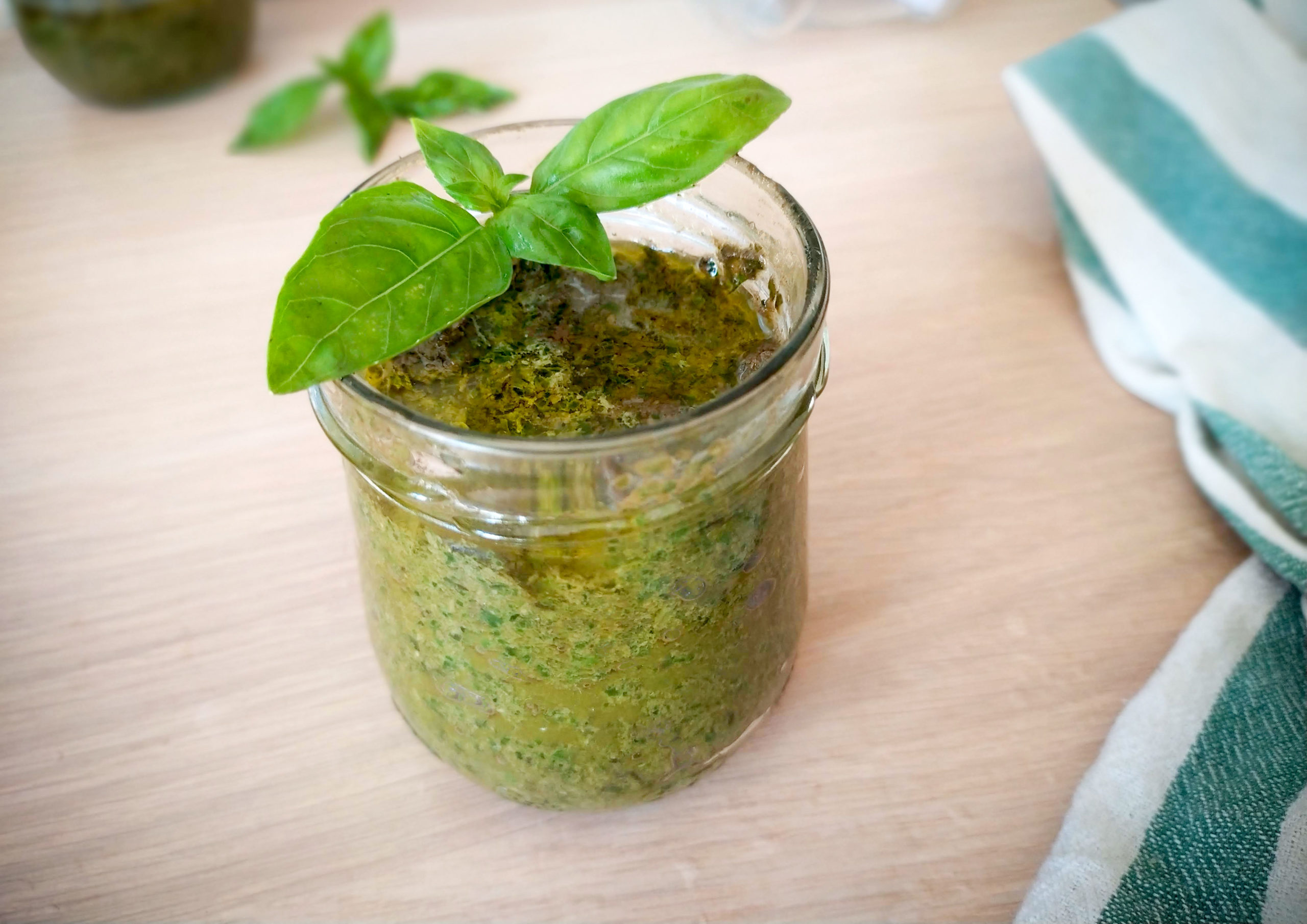 Basil Pesto alla genovese sauce