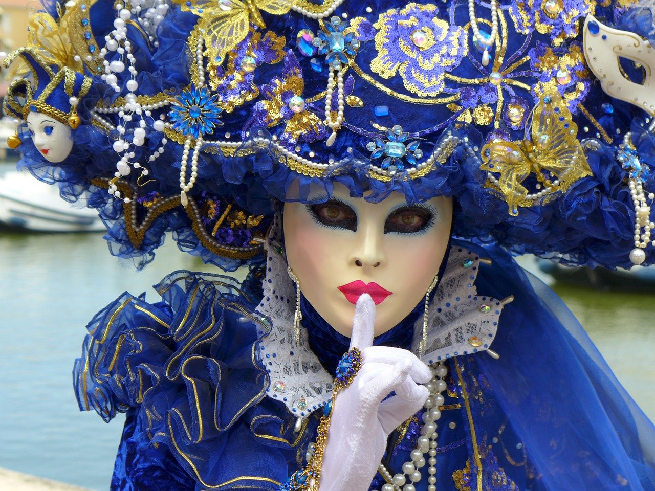 carnival mask in venice